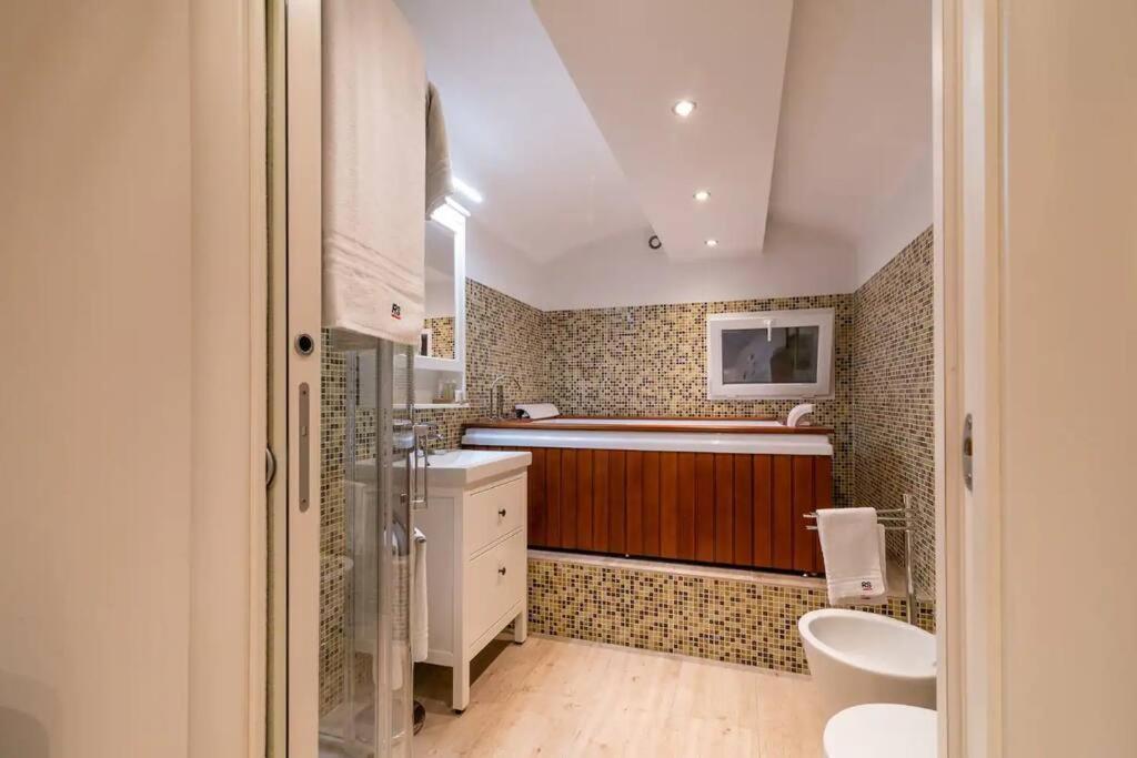 Moscova - Garibaldi Lusso, Sauna E Idromassaggio Milan Extérieur photo
