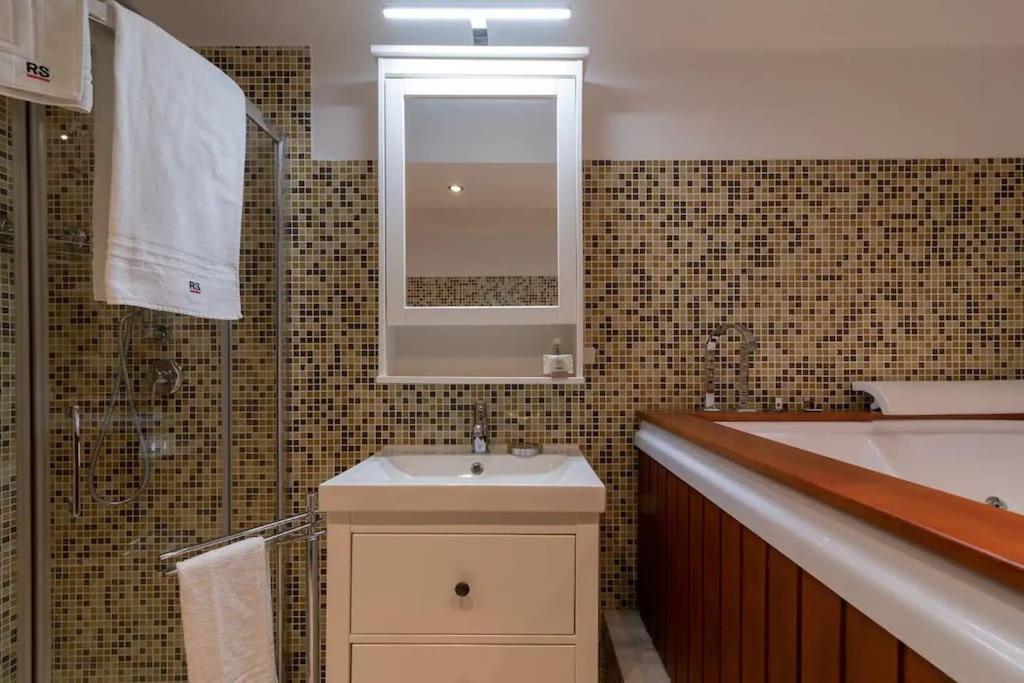 Moscova - Garibaldi Lusso, Sauna E Idromassaggio Milan Extérieur photo